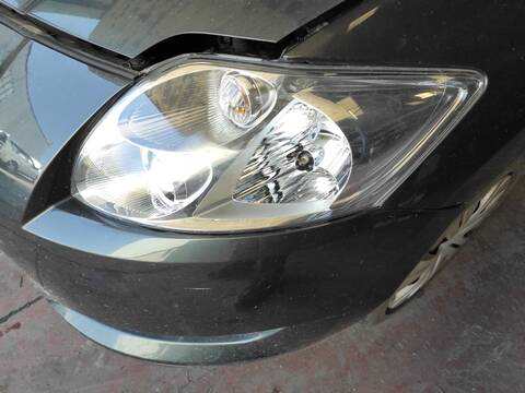 Faro Izquierdo Toyota Auris 1ND