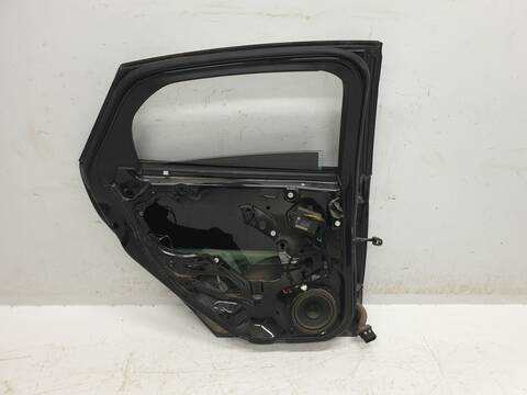 Foto 2ª: Puerta Trasera Izquierda Ford Focus TREND (2014)