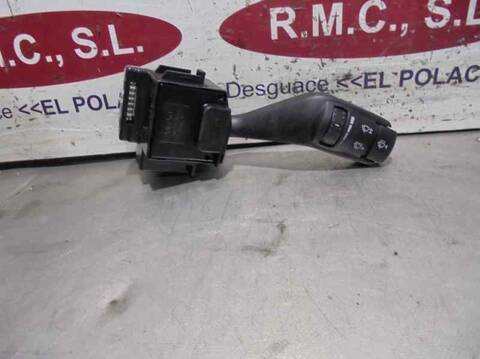 Foto 1ª: Mando Multifuncion Ford Focus AMBIENTE D) BERLINA 115CV 85KW [KKDA] (2008)