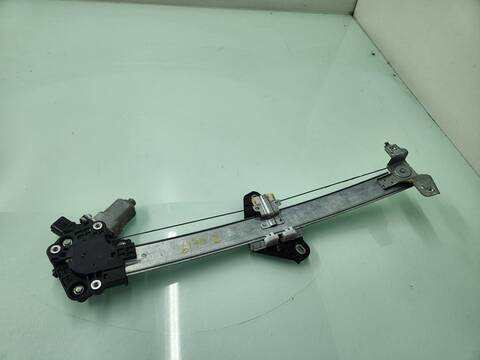 Elevalunas Manual Trasero Derecho Honda Civic 2.2 I-CTDI SPORT BERLINA 140CV 103KW