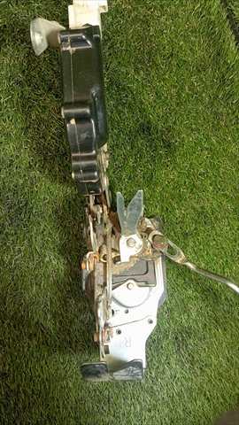 Foto 4ª: Cerradura Puerta Trasera Derecha Toyota 4 Runner 3.0 T DIESEL (1993)