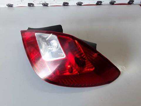 Foto 2ª: Piloto Trasero Derecho Opel Corsa ENJOY 1.3 16V CDTI CAT Z 13 DTH - L4I) 90CV (2006)