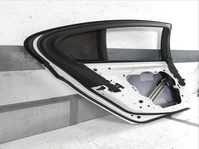 Foto 2ª: Puerta Trasera Izquierda Bmw Serie 5 518 600 CV 441KW [S63B44B, S63B44T4, S63]