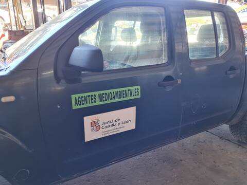 Foto 2ª: Puerta Delantera Izquierda Nissan Navara GASOLINA [YD25DDTI] (2007)