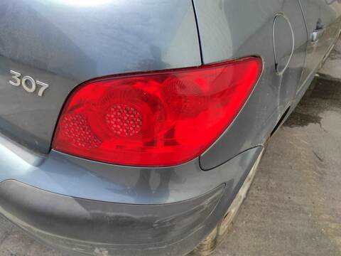 Foto 1ª: Piloto Trasero Derecho Peugeot 307 NFU BERLINA (2006)