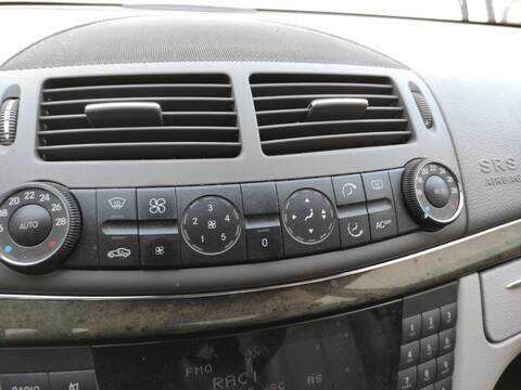 Foto 1ª: Mando Climatizador Mercedes Clase E 180 M112949 BERLINA (2005)