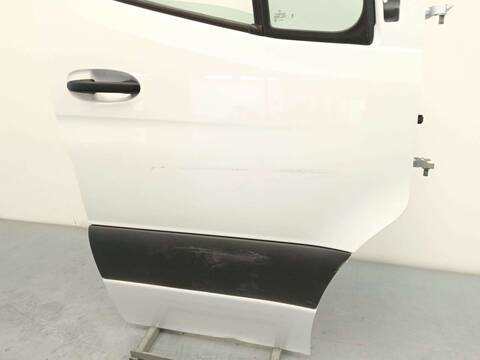Foto 3ª: Puerta Delantera Derecha Mercedes Sprinter 419 CDI RWD 907.643 907.645 907.647) 190CV 140KW FURGONETA [654920] (2024)