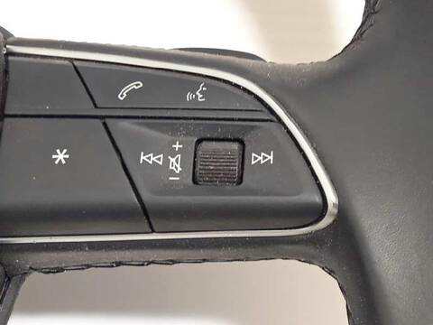 Foto 2ª: Volante Audi Q3 1.5 16V TSI ACT 150CV 110KW [DGEA] (2021)