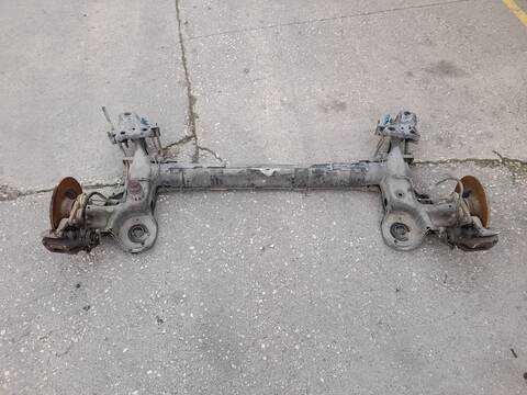 Foto 1ª: Puente Trasero Peugeot 2008 STYLE 82CV 61KW [HM01] (2018)