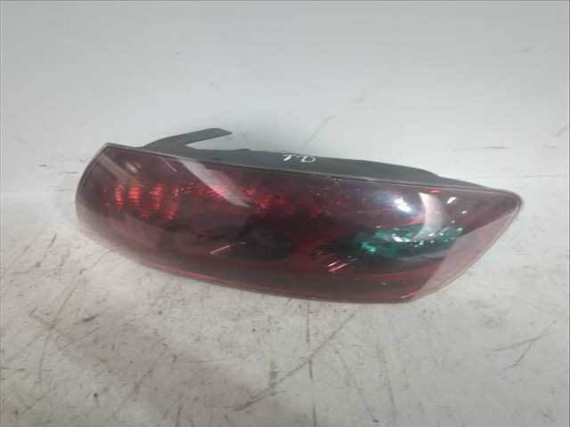 Foto 2ª: Piloto Trasero Derecho Peugeot 407 2.0 HDI 135 6DRHRH 6DRHRE 6DRHRG 6DRHRJ) 136CV 100KW [RHR (DW10BTED4)] (2005)