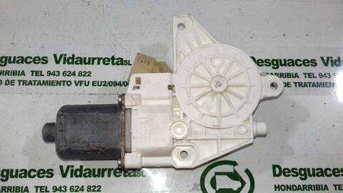 Elevalunas Eléctrico Delantero Izquierdo Mercedes Clase ML 63 6.2 AMG V8 510CV 375KW W164) AUT. 164.177) M156 E63