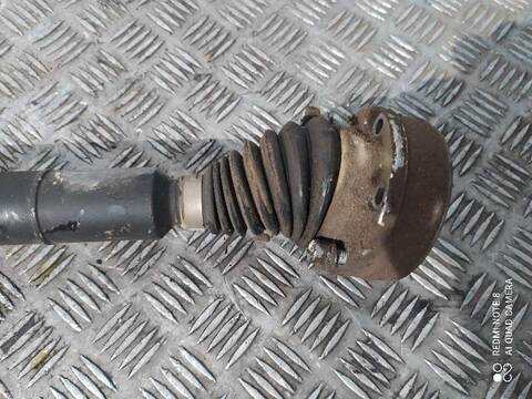 Foto 3ª: Transmision Delantera Derecha Skoda Octavia ACTIVE 105CV 77KW [CLH] (2015)