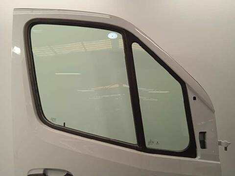 Foto 3ª: Puerta Delantera Derecha Mercedes Sprinter 419 CDI RWD 907.643 907.645 907.647) 190CV 140KW FURGONETA [654920] (2024)