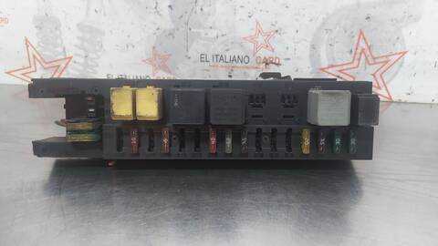Foto 2ª: Caja Reles Fusibles Mercedes Clase C 160 270 CDI 203.016) BERLINA 170CV 125KW [612962] (2000)