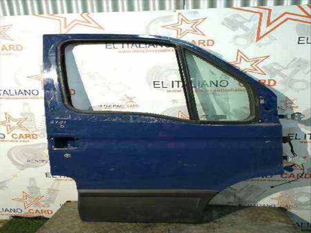 Foto 3ª: Puerta Delantera Derecha Iveco Daily EINZELKABINE 35 C... RADSTAND 4100 146CV 107KW [F1CE3481J·B] (2013)