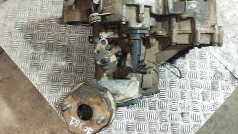 Foto 4ª: Caja Cambios Volkswagen Transporter COMBI 88CV 65KW FURGONETA [AJT] (2001)