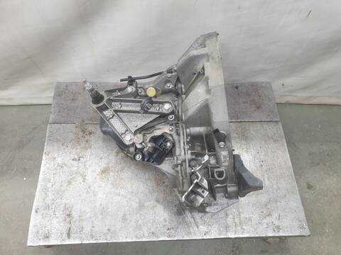 Foto 1ª: Caja Cambios Renault Megane DYNAMIQUE (2002)