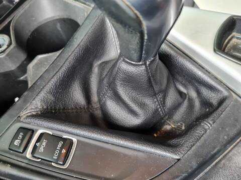 Foto 3ª: Palanca de Cambio Bmw Serie 1 114 118D 143CV 105KW [N47D20C] (2011)