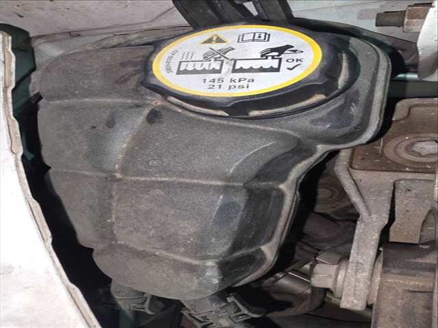 Foto 1ª: Deposito Expansion Land Rover Range PURE 150CV 110KW (2012)