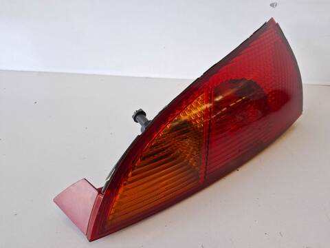 Piloto Trasero Izquierdo Ford Focus AMBIENTE 1 16V CAT 101CV