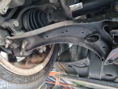 Brazo Suspension Delantero Derecho Skoda Superb ACTIVE 150CV 110KW