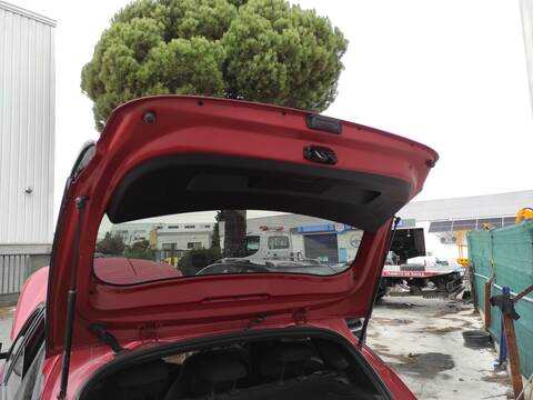 Portón Hyundai i20 G4LF