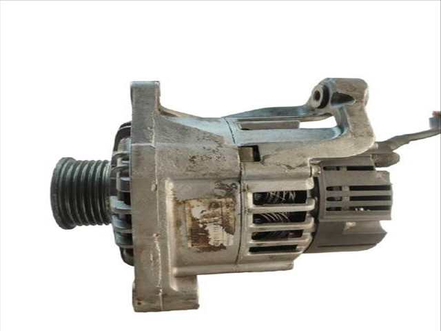 Foto 2ª: Alternador Audi A8 4.0 TDI QUATTRO (2002)