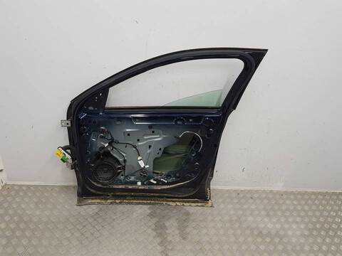 Foto 3ª: Puerta Delantera Derecha Citroen C4 FEEL PACK (2020)