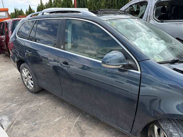 Foto 1ª: Puerta Trasera Derecha Volkswagen Golf 2.0 TDI Variant [CBD] (2010)