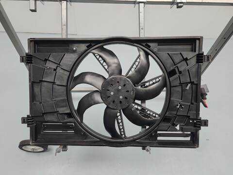 Foto 1ª: Electroventilador Volkswagen Touran SPORT BMT 150CV 110KW [DFGA] (2016)