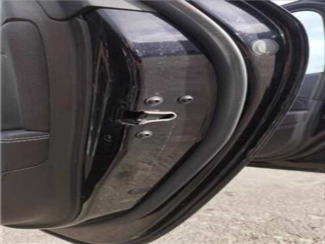 Cerradura Puerta Trasera Derecha Opel Astra 1.6 68) 115CV 85KW