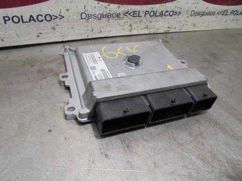 Foto 3ª: Centralita Motor ECU Dacia Sandero AMBIANCE 90CV 66KW [H4B B4] (2017)