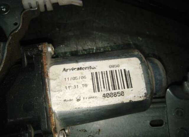 Foto 1ª: Elevalunas Eléctrico Trasero Derecho Nissan Pathfinder 2.5 DCI [YD25DDTi]