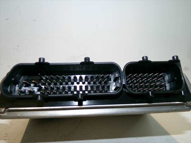 Foto 3ª: Centralita Motor ECU Audi A4 1.8 G 1994-2000 [ADR] (1997)