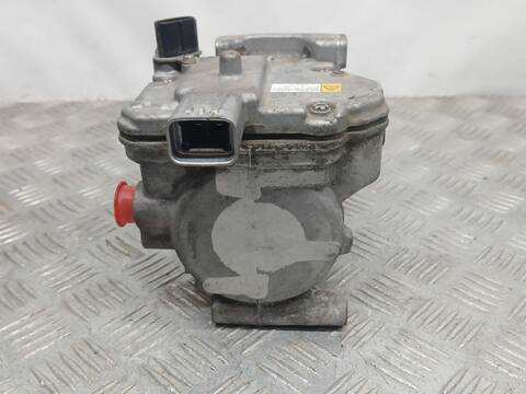 Foto 3ª: Compresor Aire Acondicionado Toyota Auris HYBRID ACTIVE 99CV 73KW [2ZRFXE] (2017)