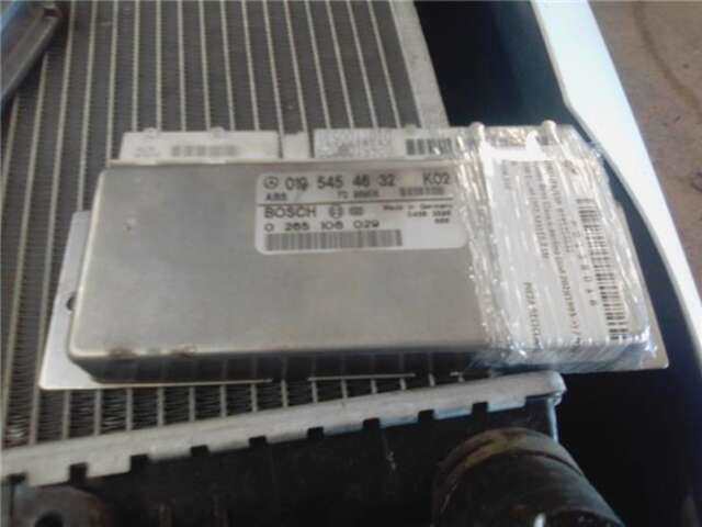 Centralita Motor ECU Mercedes Clase C 160 2.2 220 DIESEL (202.121) [2.2 LTR. - 70 KW DIESEL CAT]