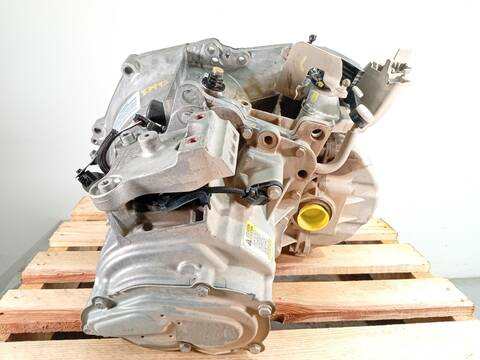 Foto 3ª: Caja Cambios Opel Crossland 1.5 TURBO D 75) 102CV 75KW [YHT (DV5RCF),YHY (DV5RD)] (2019)