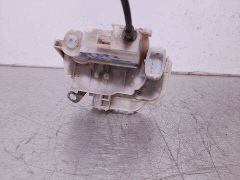Foto 4ª: Cerradura Puerta Trasera Izquierda Alfa Romeo 159 1.9 JTDM 16V - SELECTIVE 150CV 110KW [939A2000] (2005)