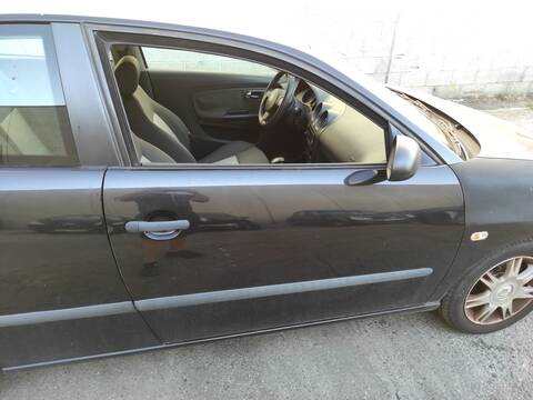 Foto 1ª: Puerta Delantera Derecha Seat Ibiza BNM (2005)
