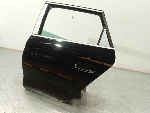 Foto 3ª: Puerta Trasera Izquierda Cupra Leon 1.5 ETSI 150CV 110KW [DXDB] (2025)