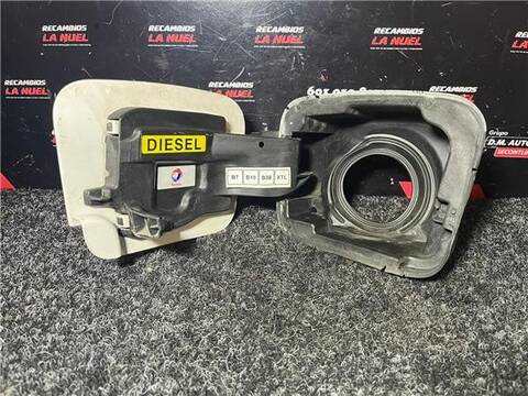 Foto 3ª: Tapa Exterior Combustible Citroen Jumpy CONTROL M BLUE-HDI FAP 122CV 90KW FURGON [AHK / DW10FE] (2020)