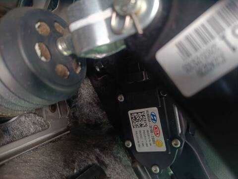 Foto 2ª: Pedal Acelerador Kia Sportage X-TECH 4X2 116CV 85KW (2014)