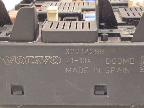 Foto 4ª: Caja Reles Fusibles Volvo XC 90 303CV 223KW [B4204T34] (2021)