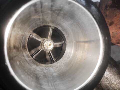 Foto 2ª: Turbocompresor Saab 9-3 Z19DTH FAMILIAR (2006)