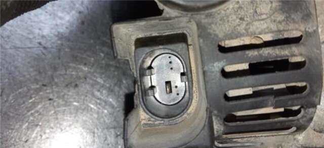Foto 3ª: Alternador Mercedes Clase B 150 2.0 200 TURBO (245.234) [2.0 LTR. - 142 KW CAT] [266980]