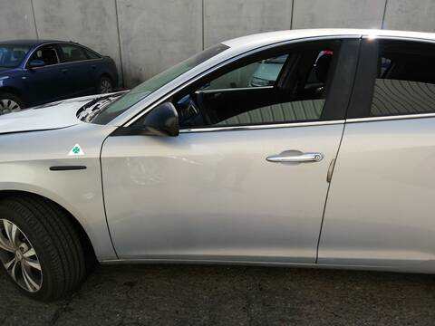 Puerta Delantera Izquierda Alfa Romeo Giulietta 940A3000