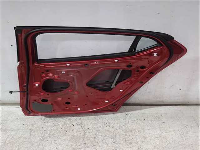 Foto 3ª: Puerta Trasera Derecha Mazda 3 SKYACTIV-X M HYBRID AWD BP2H) HATCHBACK 179CV 132KW [HFY1] (2023)
