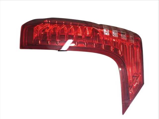 Foto 3ª: Piloto Trasero Derecho Peugeot 5008 1.6 BLUEHDI 120 (2009)