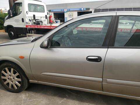 Puerta Delantera Izquierda Nissan Almera YD22DDT