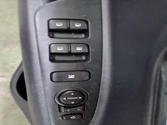 Botonera Elevalunas Kia Stonic 1.0 T-GDI ECO-DYNAMICS 101CV 74KW